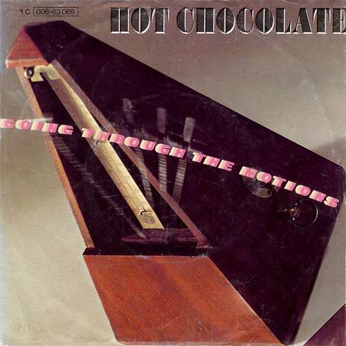 Cover Hot Chocolate - Going Through The Motions (7, Single) Schallplatten Ankauf