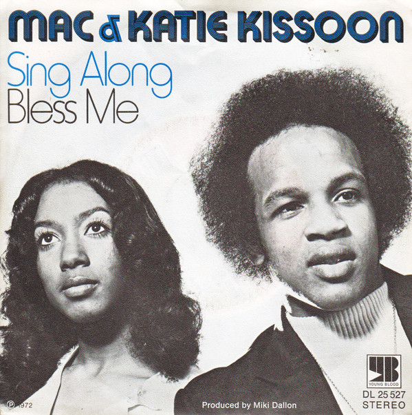 Bild Mac & Katie Kissoon* - Sing Along / Bless Me (7) Schallplatten Ankauf