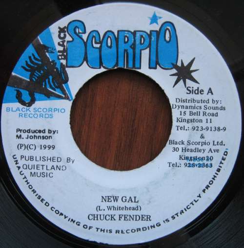 Cover Chuck Fender / Little Hero - New Gal / Pure Hot Gal (7) Schallplatten Ankauf
