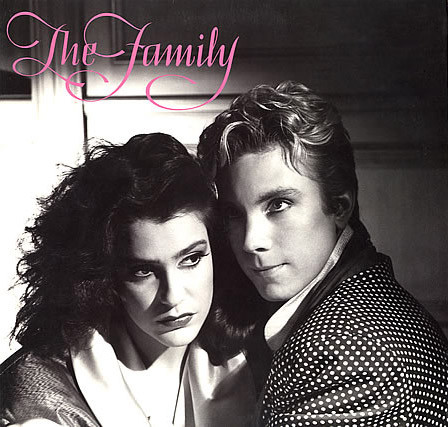 Cover The Family (2) - The Family (LP, Album, All) Schallplatten Ankauf