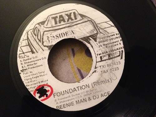 Cover Beenie Man & DJ Ace (19) - Foundation (Remix) (7) Schallplatten Ankauf