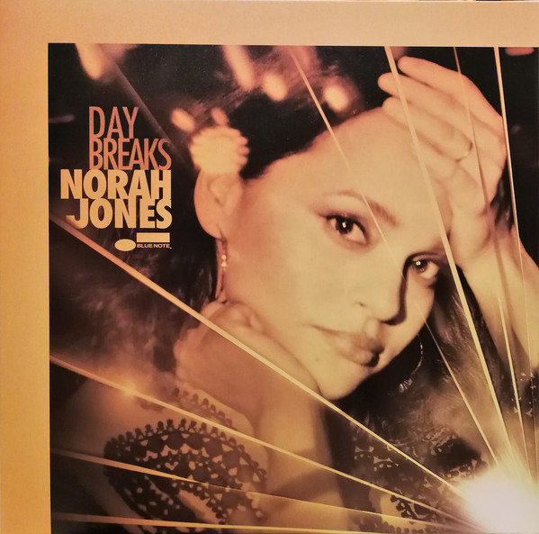 Cover Norah Jones - Day Breaks (LP, Album, 180) Schallplatten Ankauf